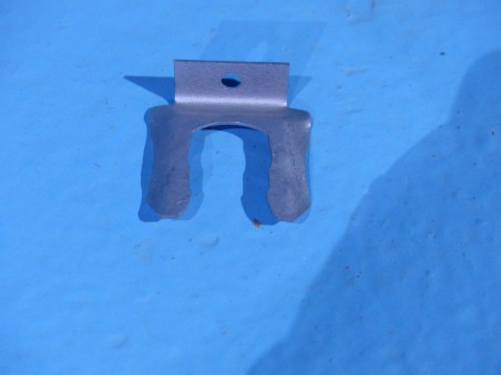 Agrafe flexible de frein
