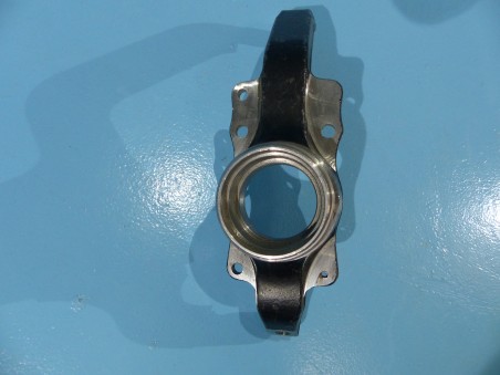 Fusée porte moyeu AVG